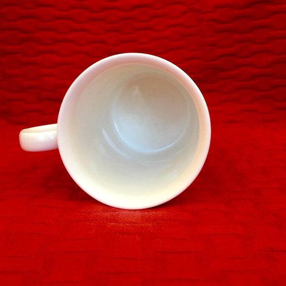 A set of two England Crown Trent bone china mugs - Picture 9 of 10